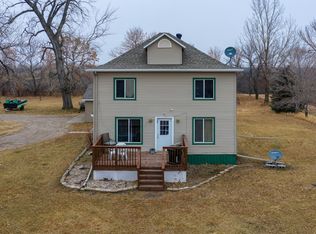 38434 110th St SW, East Grand Forks, MN 56721