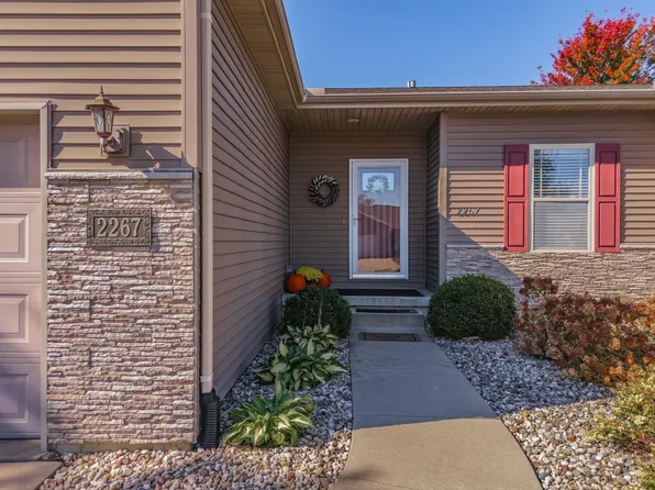 2267 Emory Ln, Normal, IL 61761