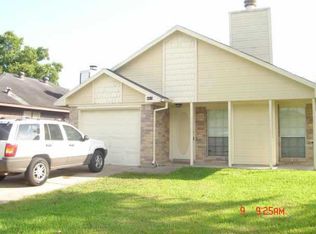 4913 Redbud Dr, Rosenberg, TX 77471