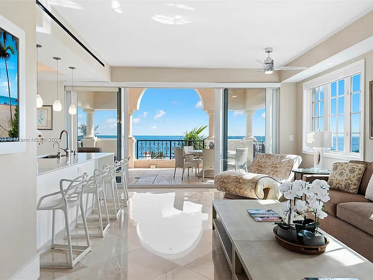 19253 Fisher Island Dr #19253 — Photo 3