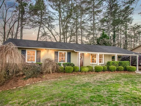 2044 Glenroy Dr SE, Smyrna, GA 30080
