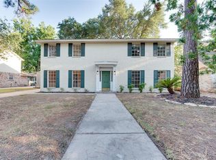 5019 Oak Shadows Dr, Houston, TX 77091