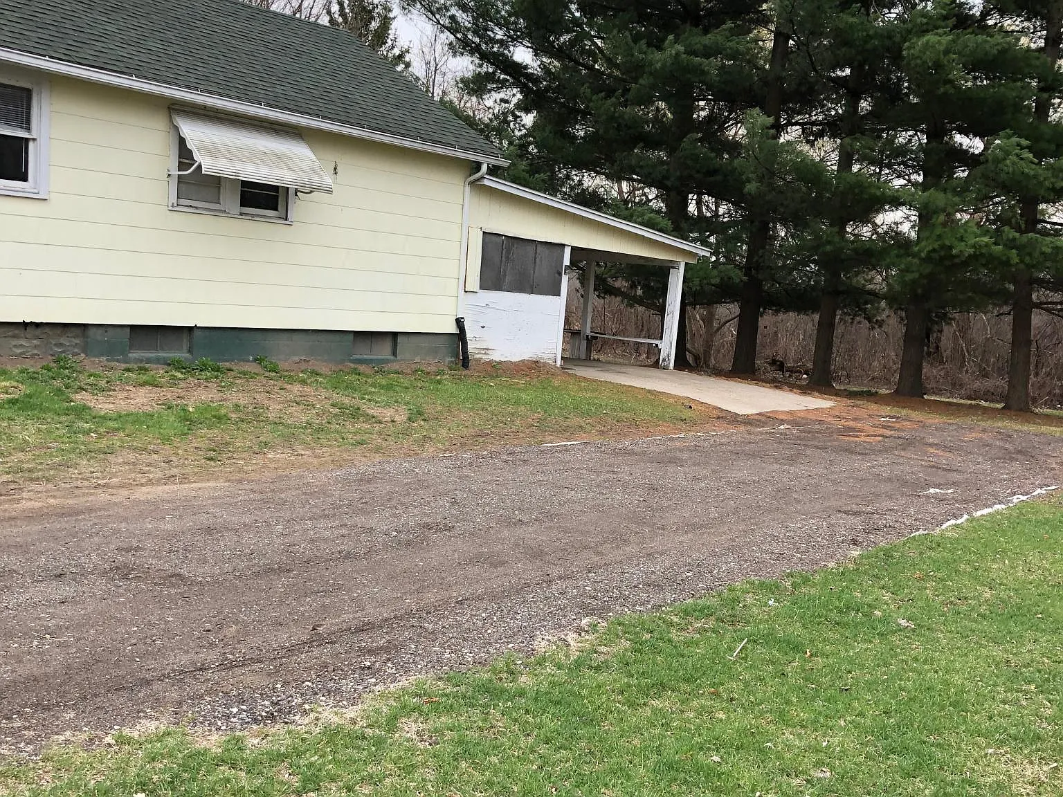 4093 Page Ave — Photo 2