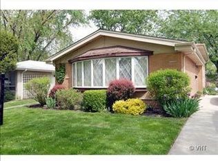 3008 Highland Ave, Wilmette, IL 60091