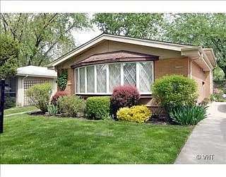 3008 Highland Ave photo 1