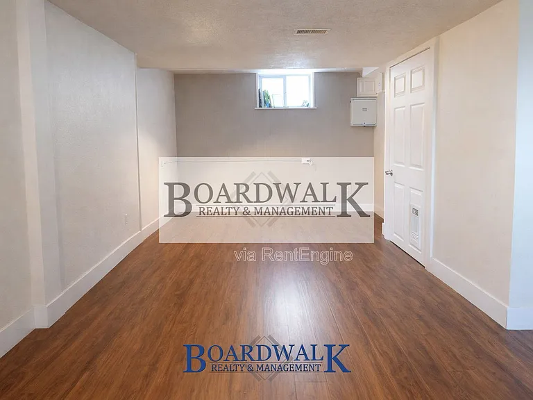 2725 S Lake St #2 — Photo 4