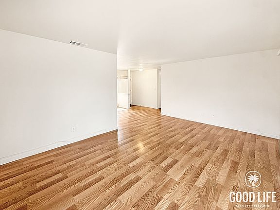 5th image of 324 Donax Ave