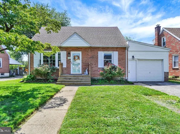 314 Pinehurst Rd, York, PA 17402