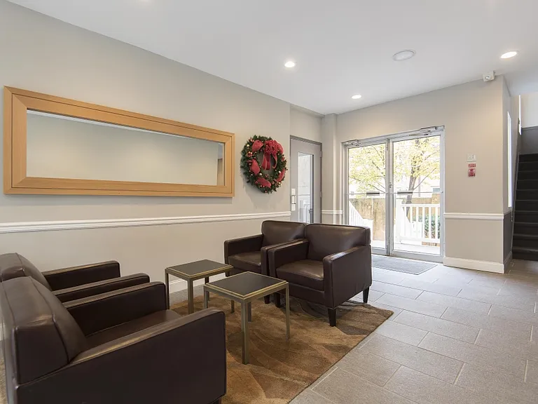 Liberty View Apartments — Photo 14