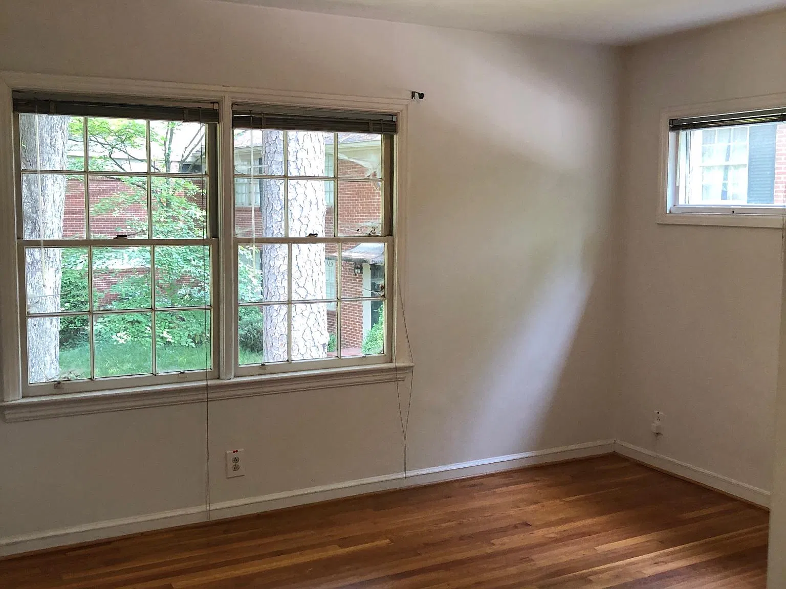 425 Lindbergh Dr NE — Photo 4