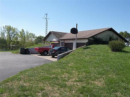 2nd image of 12744 Prichard Rd
