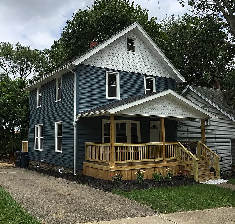1st image of 131 Grant Ave