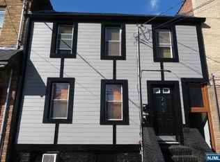 243 Adams St, Newark, NJ 07105