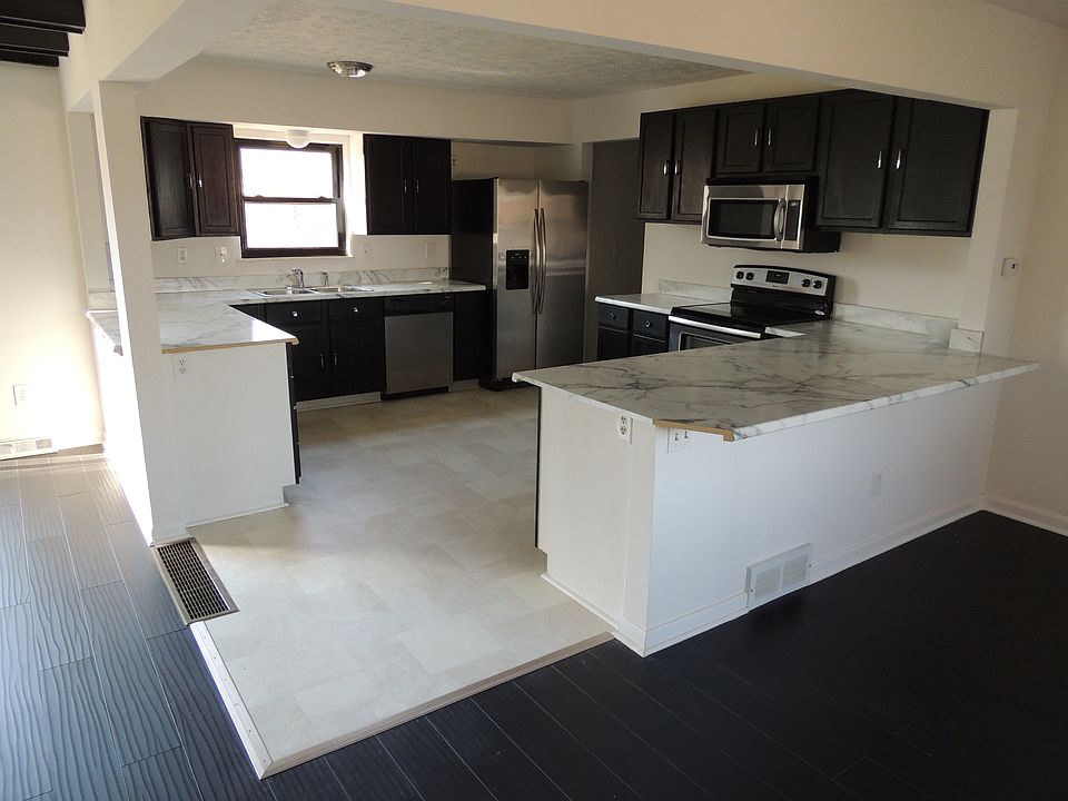 1st image of 3209 Glennoak Dr