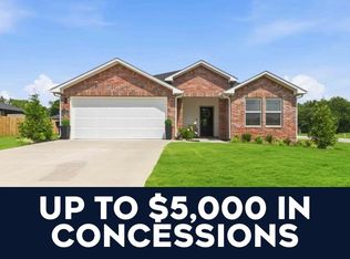 3101 N Rooster St, Siloam Springs, AR 72761
