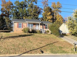 349 Donna Dr, Clarksville, TN 37042