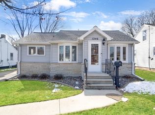 1246 Garland St, Green Bay, WI 54301