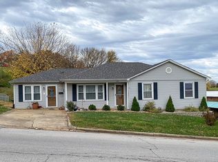 505 Clay St, Washington, MO 63090