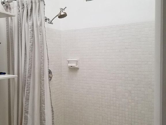 5th image of 3158 Florida Ave