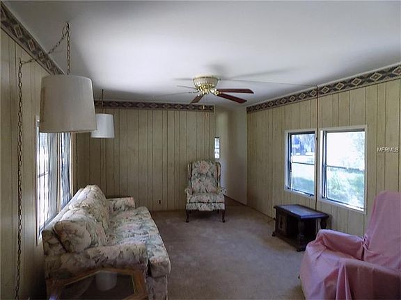 2nd image of 34447 Oak Ave