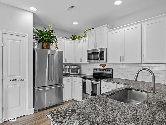 5th image of 2120 Blue Bonnet Circle