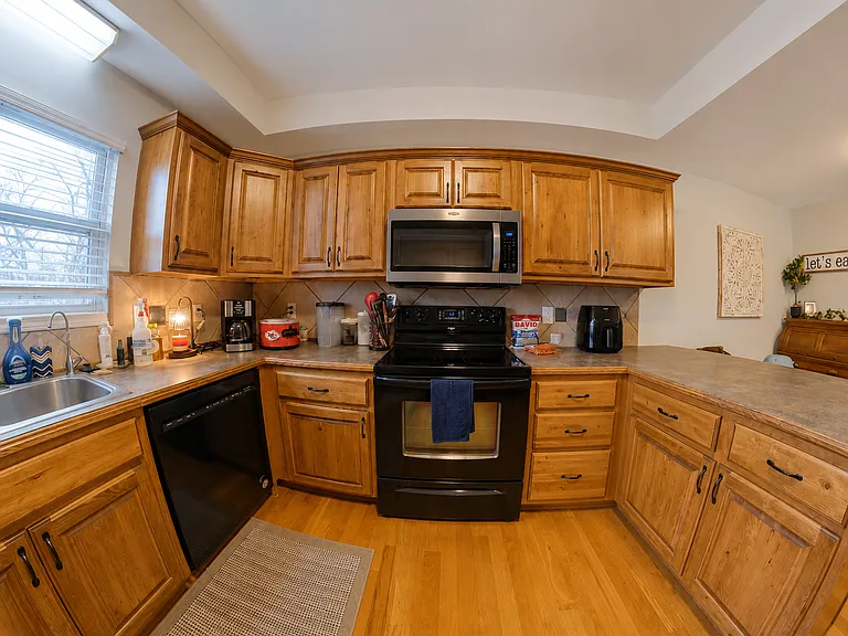 3727 Peachtree Cir — Photo 4
