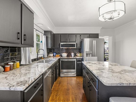 5th image of 70 Ashlock Dr