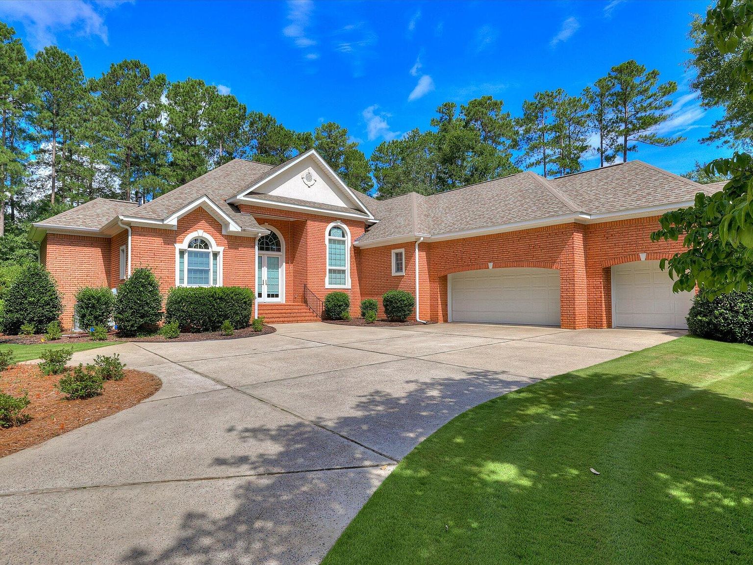 3190 Montcastle Dr — Golf Club at Cedar Creek