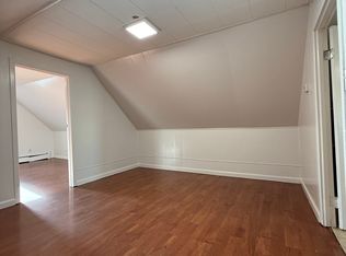 217 Erie St #3, Elizabethport, NJ 07206