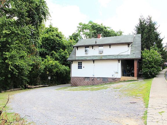 2nd image of 1021 College Ave #A
