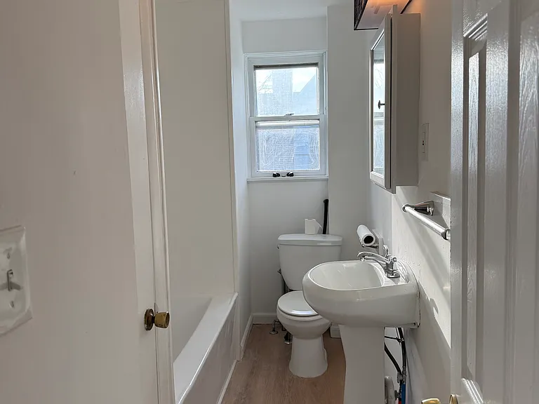 21 Pine St #D — Photo 27