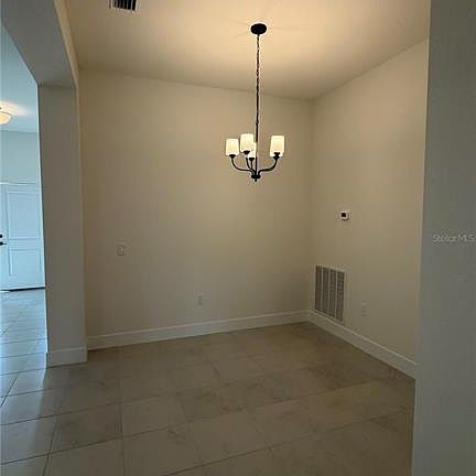 4th image of 2500 Averland Loop