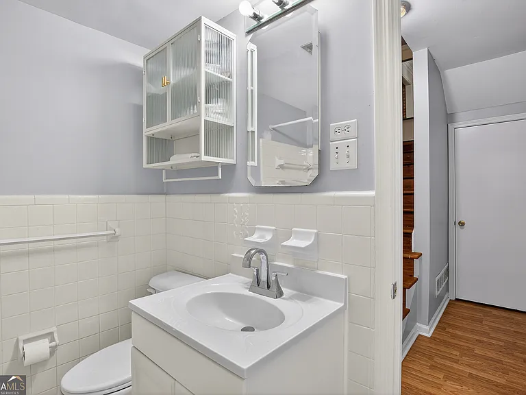 2064 Adriatic Dr — Photo 19