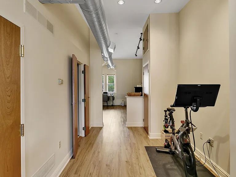 3507 Butler St #3 — Photo 11