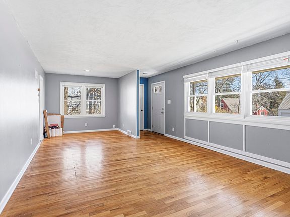 5th image of 417 Wickham Rd