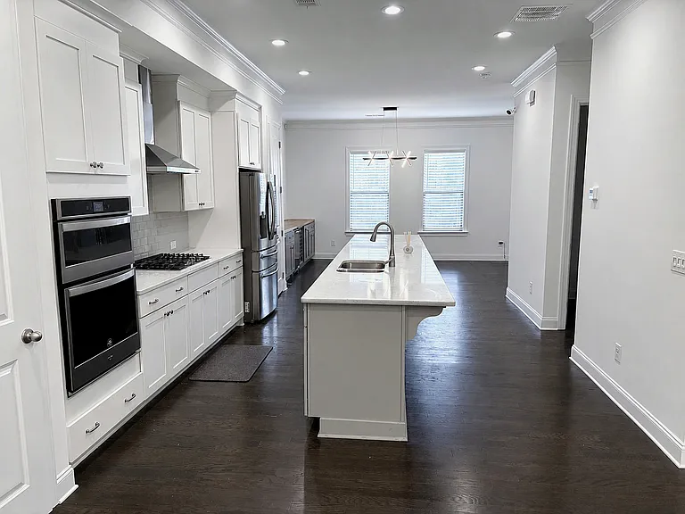 3756 Huger Pl SE — Photo 5