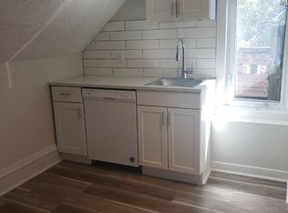 209 Spence St #4, Winnipeg, MB R3C 1Y5