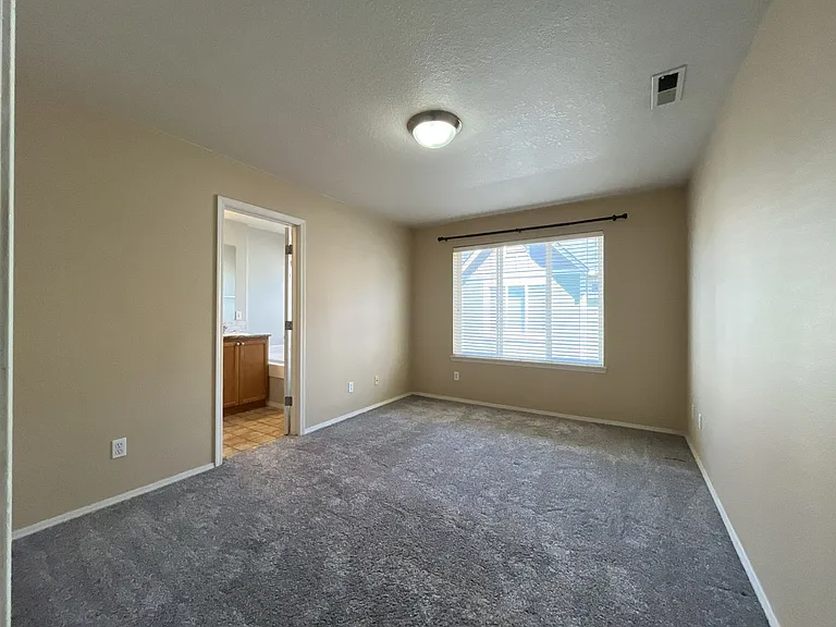 17085 SW Pleasanton Ln — Photo 20
