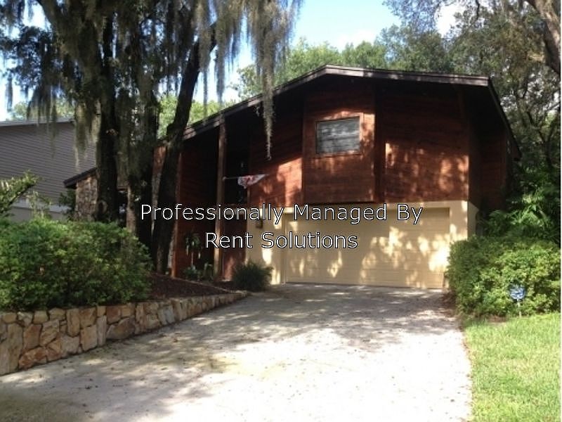 1st image of 14910 Lake Forest Dr