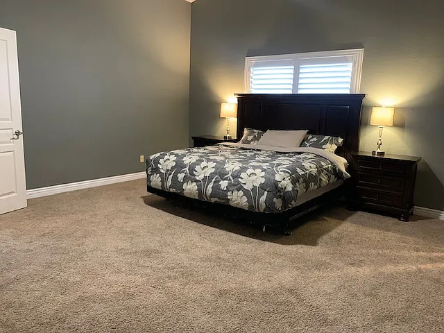 1235 W Castle Dr — Photo 22