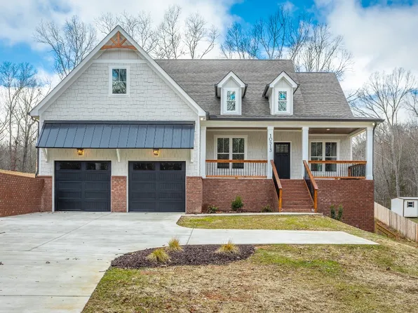 10513 Lovell Rd, Soddy Daisy, TN 37379