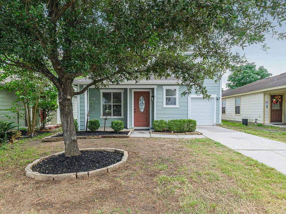 1st image of 12018 Madison Oak St
