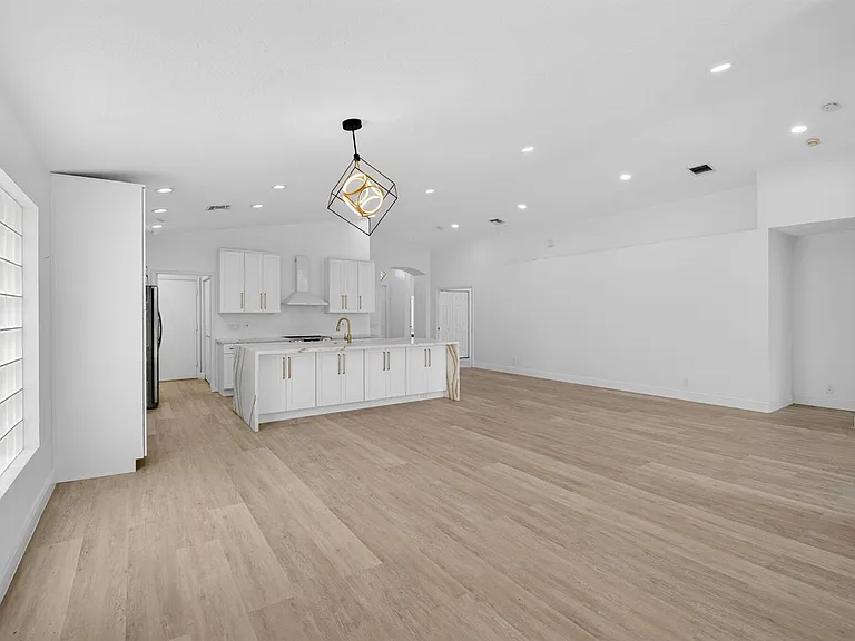 11728 Dove Hollow Ave — Photo 30