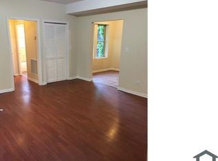 7952 S Dobson Ave APT 1W, Chicago, IL 60619