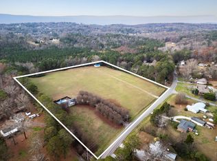 932 Johnson Rd, Chickamauga, GA 30707