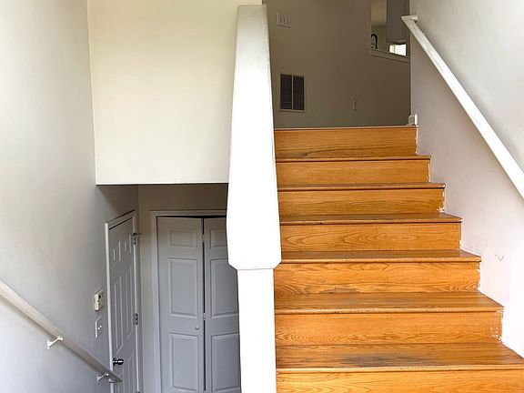 4th image of 2926 Noah Dr