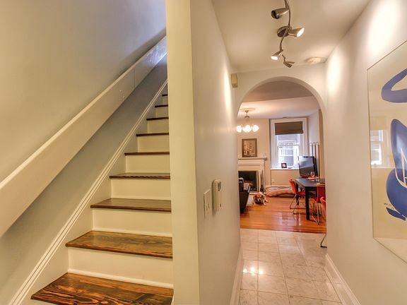 Foyer & Stairs
