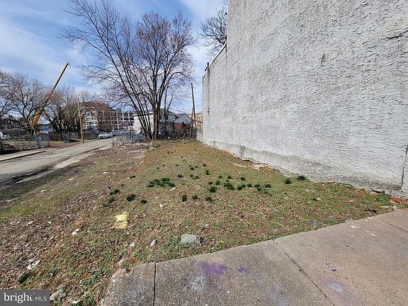 5th image of 3624 N 22nd St