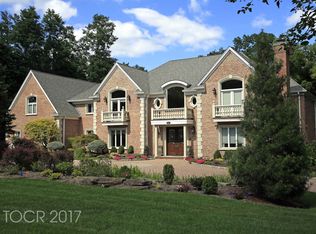 115 Seminary Dr, Mahwah, NJ 07430