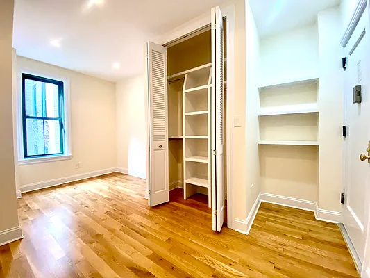 Rented by City & Suburban | media 4